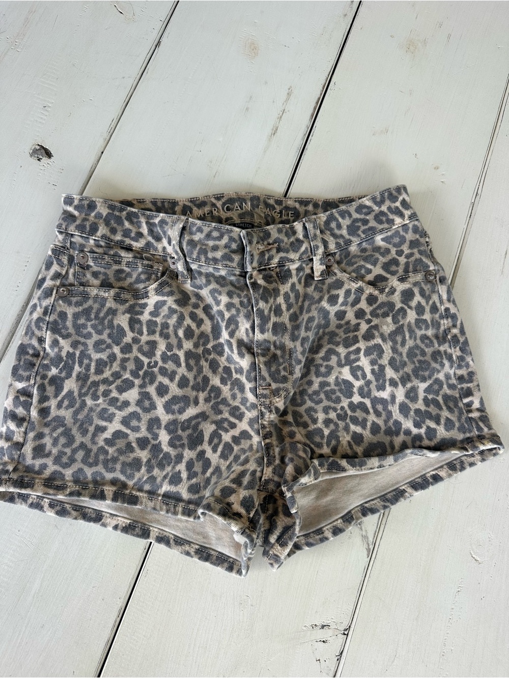 American Eagle Stretch Perfect Shortie in Leopard